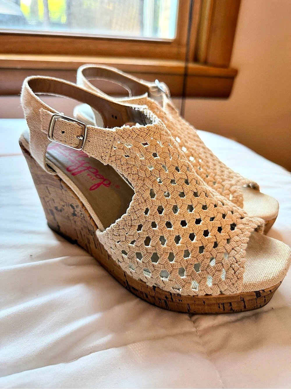 Jellypop Adelie Woven Wedge Beige Sandals Women’s size:8